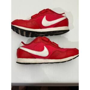 Nike MD Valiant SE Toddler shoes velcro Siren Red/White Youth Size 3